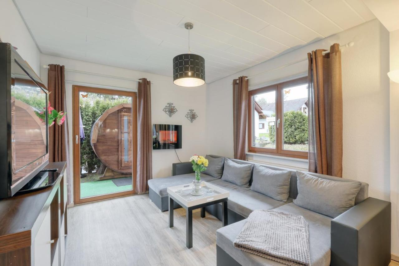 Seepark Kirchheim Ferienhaus Bei Diane Mit Sauna Esterno foto