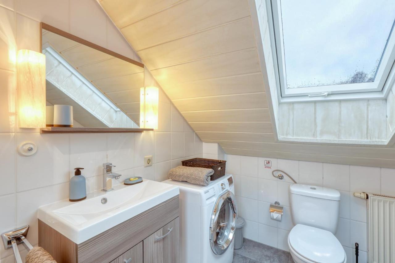 Seepark Kirchheim Ferienhaus Bei Diane Mit Sauna Esterno foto